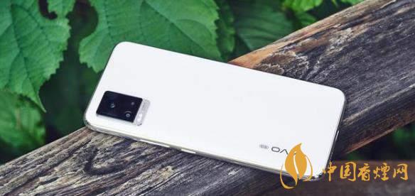 vivoy70s和vivos7哪個好？vivoy70s和vivos7兩款手機參數(shù)對比