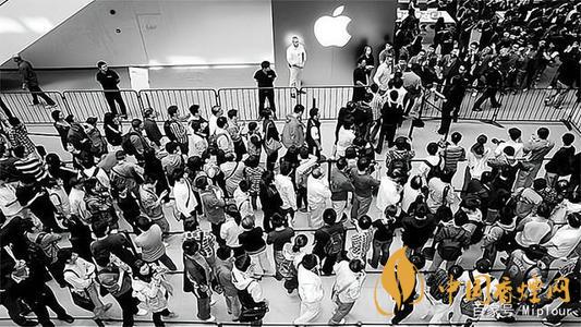 iPhone12開(kāi)售排隊(duì) 蘋果iPhone12您搶到了嗎?