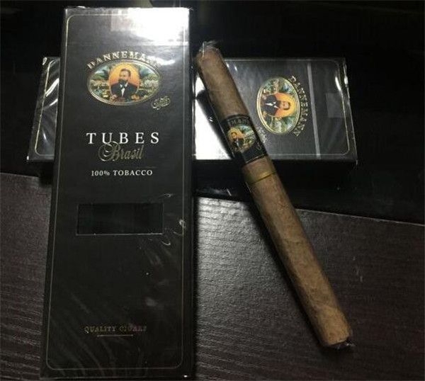 丹納曼茉絲黑筒圖片